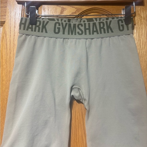 Gymshark Women's Beige Fit Seamless Shorts Size Small EUC - Picture 3 of 5